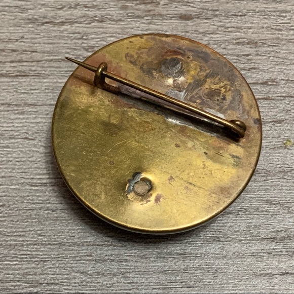 Vintage Glass Red and Gold Floral Brooch - Picture 2 of 5